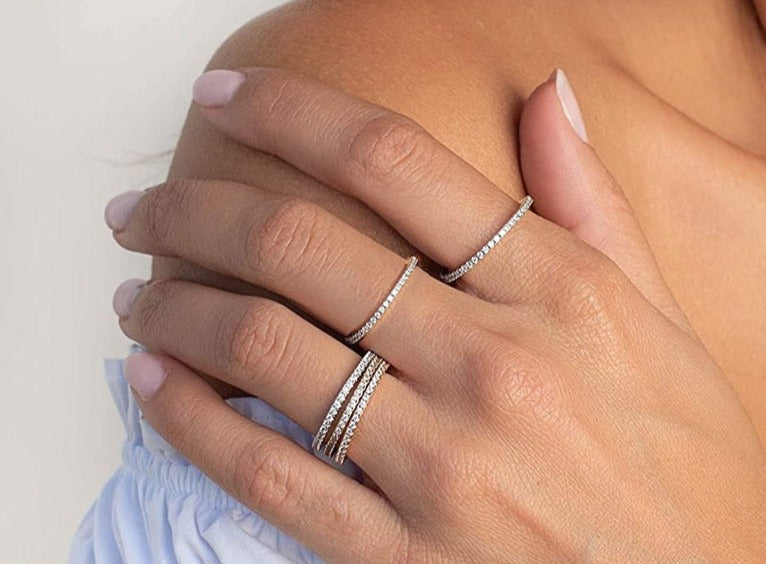 Anel Aparador em Prata 925 Cravejado Zircônia