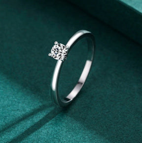 Anel em Prata 925 Solitário Clássico